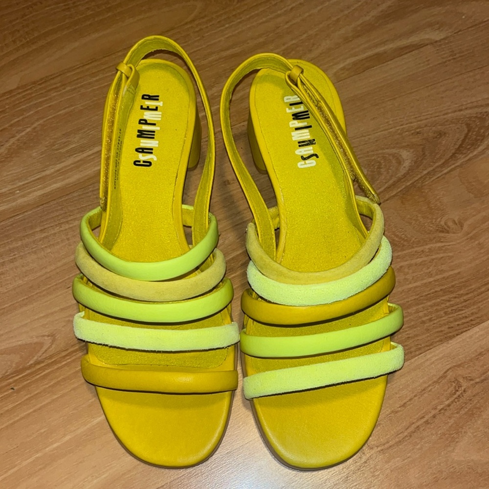 CAMPER Yellow nubuck leather sandals